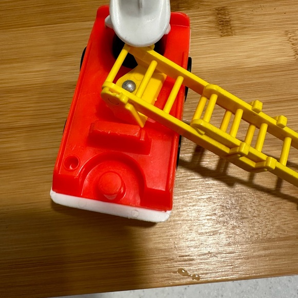 Vintage Fisher Price Little People Fireman and Fire Engine Truck! Village Toys! - Picture 3 of 13
